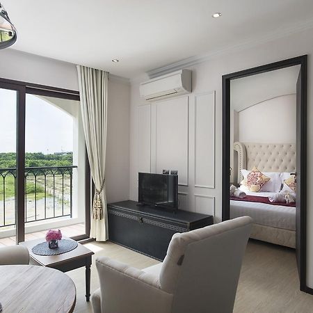 The Symphony Suites Pattaya Jomtien Beach Exterior foto