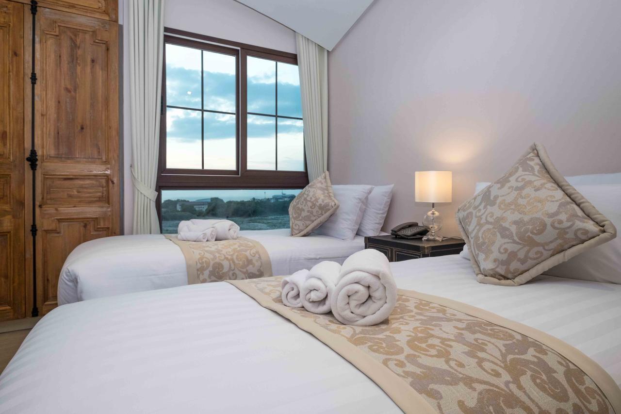 The Symphony Suites Pattaya Jomtien Beach Exterior foto